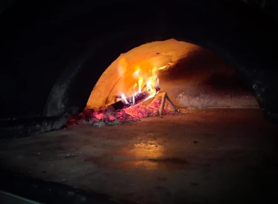 Ristorante Pizzeria Al Posta, Con Alogio Hotel Malvaglia Luaran gambar